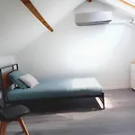 Beranger, 4 Lits - 2 Sdb - Climatisation -stationnement Gratuit * 阿棉